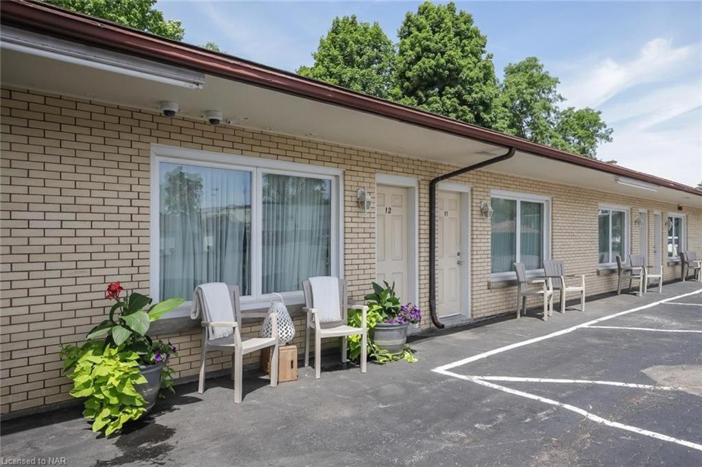 Falls Manor Resort ナイアガラ・フォールズ エクステリア 写真